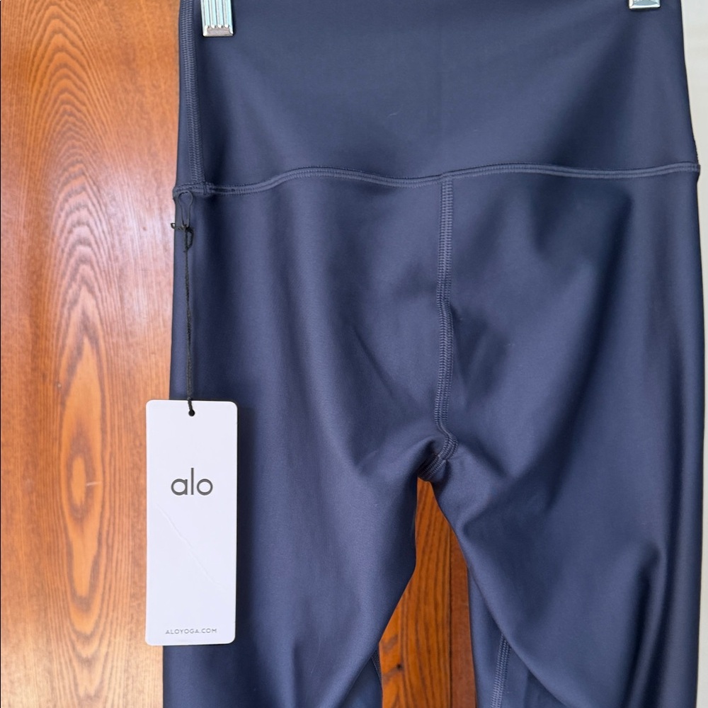 ALO Yoga Navy High-Rise Cropped Performance Leggings